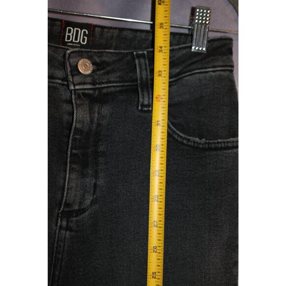 BDG Jeans Kick Flare High Rise Cropped Size 27/4 - Picture 4 of 8